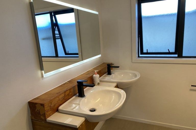 Photo of property in 113 Corinna Street, Waitangirua, Porirua, 5024