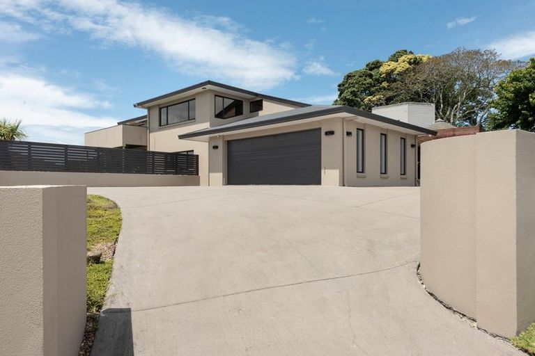 Photo of property in 43 Hillcrest Road, Otumoetai, Tauranga, 3110