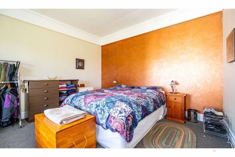 Photo of property in 2 Point Bush Road, Waimate, 7924