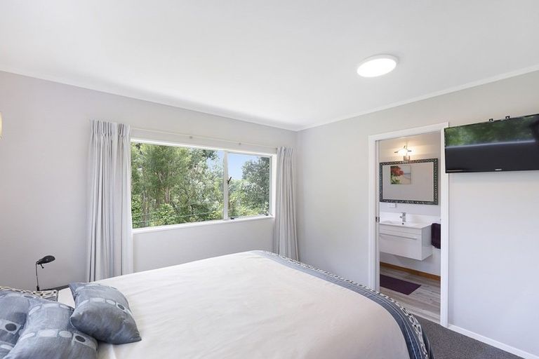Photo of property in 11 Horomona Road, Paekakariki, 5034