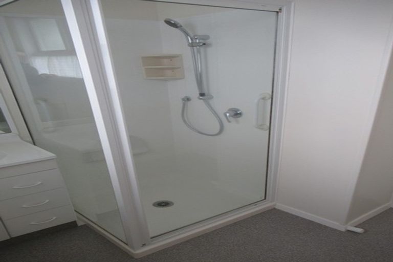 Photo of property in 25 Percy Cameron Street, Avalon, Lower Hutt, 5011