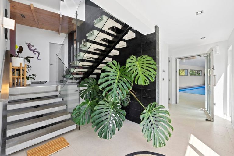 Photo of property in 48b Nevada Drive, Merrilands, New Plymouth, 4312