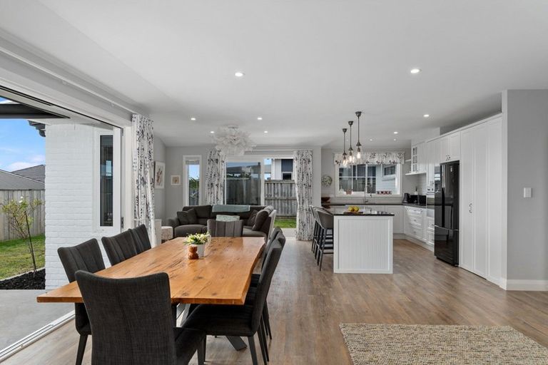 Photo of property in 24 Mervyn Place, Ohauiti, Tauranga, 3112