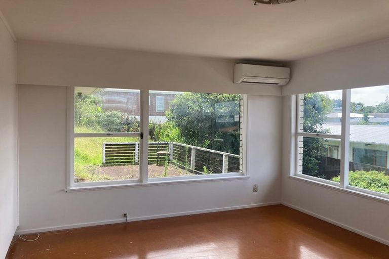 Photo of property in 2/176 Archers Road, Glenfield, Auckland, 0629