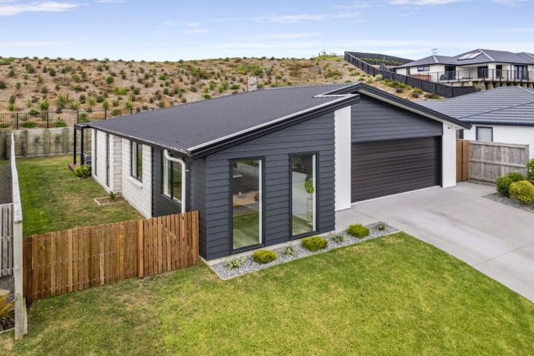 Photo of property in 12 Stingray Drive, Omokoroa, 3114