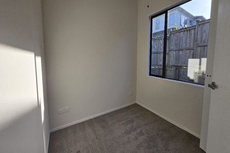 Photo of property in 13 Johns Creek Crescent, Silverdale, 0932