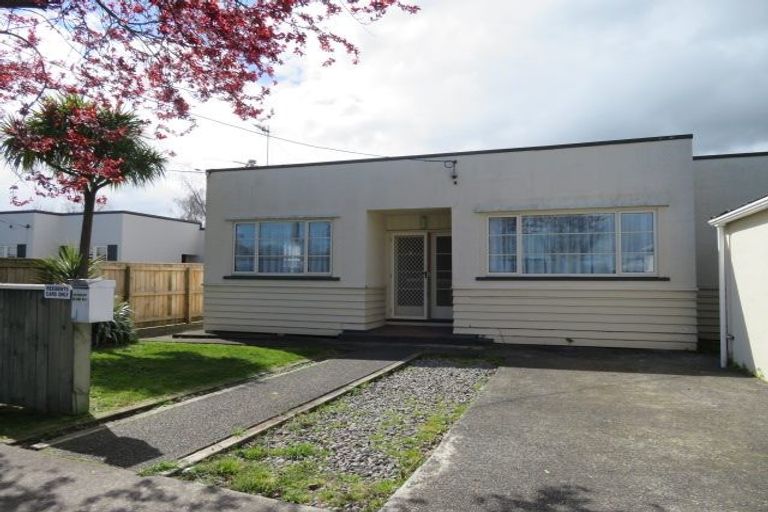 Photo of property in 54 Lane Street, Wallaceville, Upper Hutt, 5018