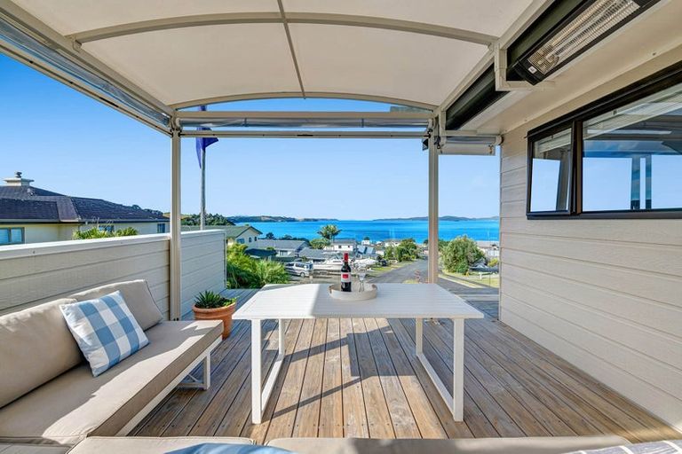 Photo of property in 39 Merehai Place, Snells Beach, 0920