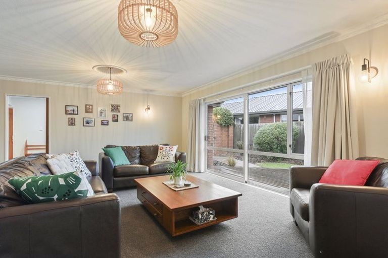 Photo of property in 25 Autumn Place, Mairehau, Christchurch, 8052