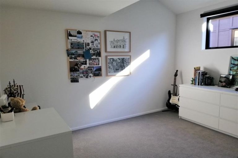Photo of property in 3 Bellamore Street, Lake Hayes, Queenstown, 9304