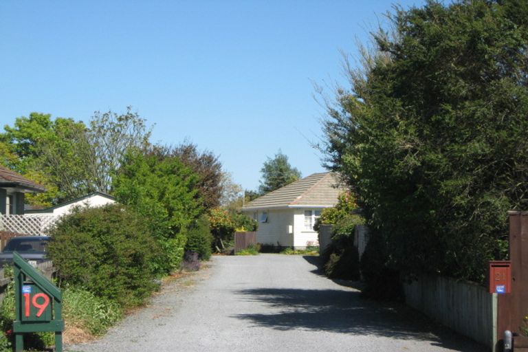 Photo of property in 21 Grimseys Road, Redwood, Christchurch, 8051