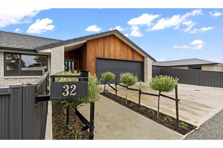Photo of property in 32 Lindsay Way, Grasmere, Invercargill, 9810