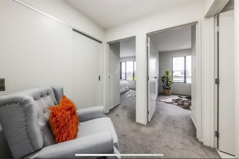 Photo of property in 11d Kent Road, Manurewa, Auckland, 2102