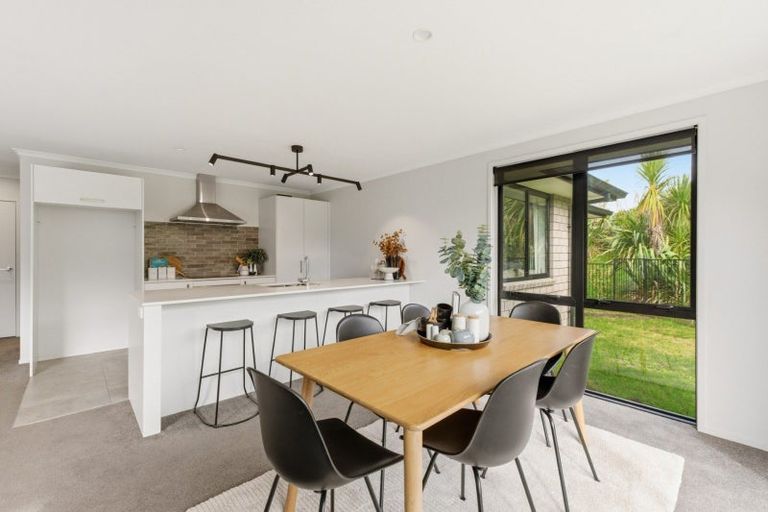 Photo of property in 85 Hills View Drive, Papamoa, 3118