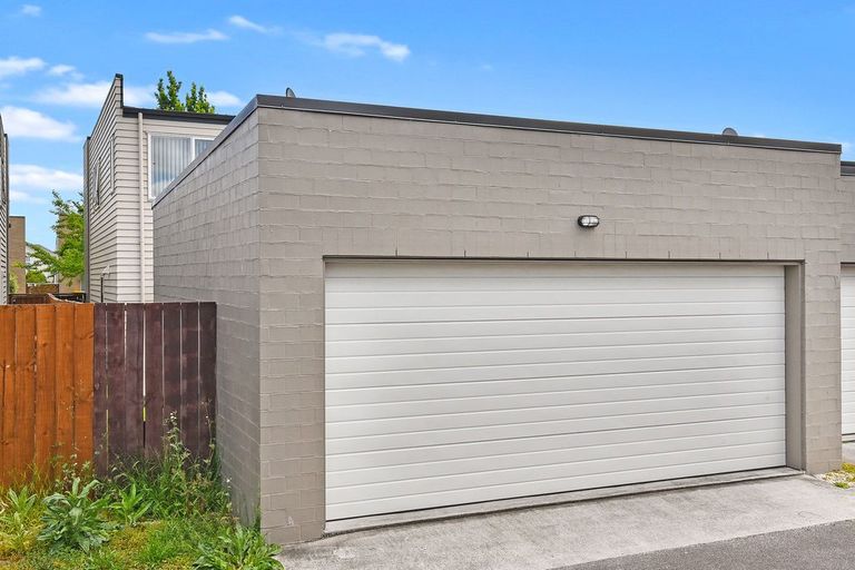 Photo of property in 11 Hakawai Avenue, Takanini, 2112