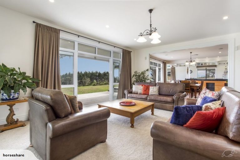 Photo of property in 361c Muriwai Valley Road, Muriwai, 0881