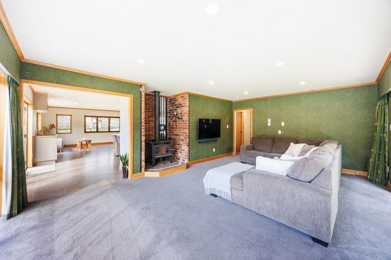 Photo of property in 440 Stoney Creek Road, Kelvin Grove, Palmerston North, 4470