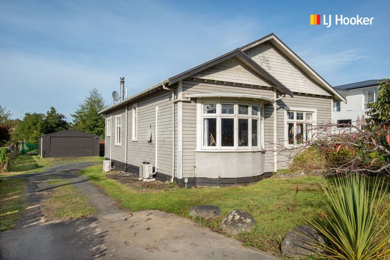 Photo of property in 282 Main South Road, Green Island, Dunedin, 9018