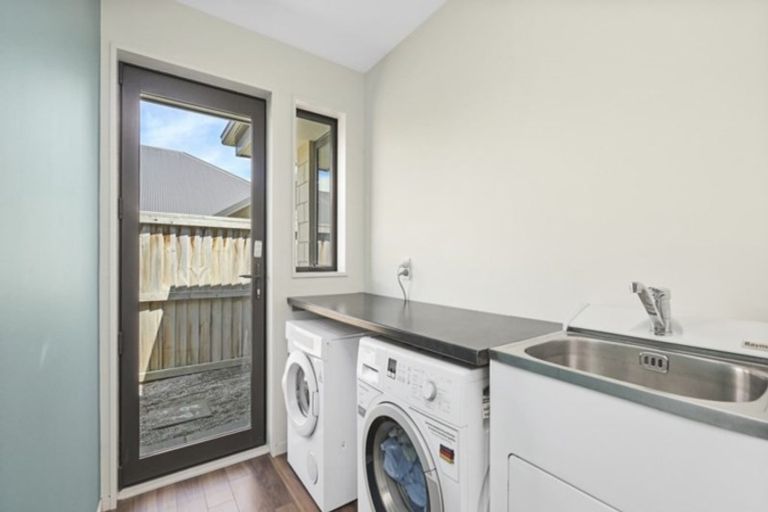 Photo of property in 32 Navy Loop, Rolleston, 7614