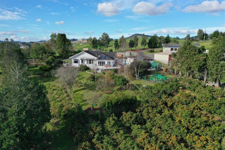 Photo of property in 14 Hillside Heights Road, Huntly, 3771