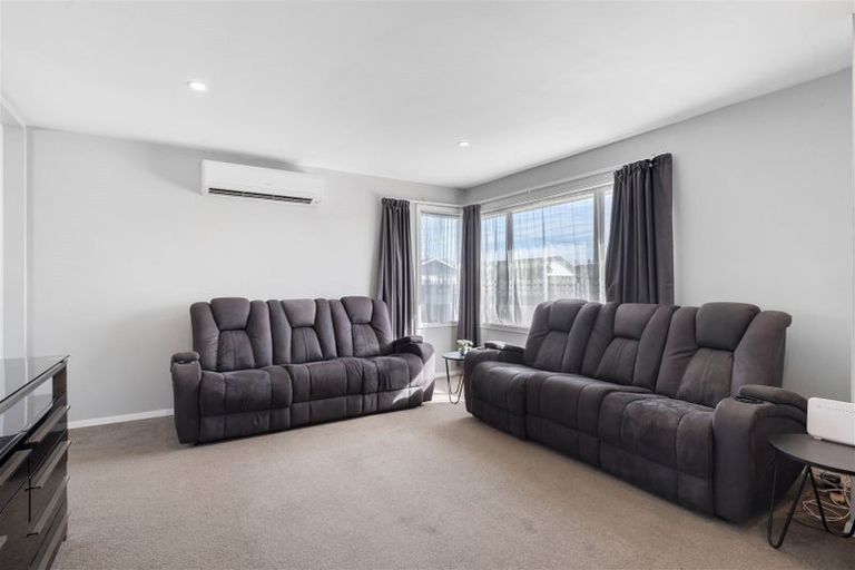 Photo of property in 467 Mairehau Road, Parklands, Christchurch, 8083