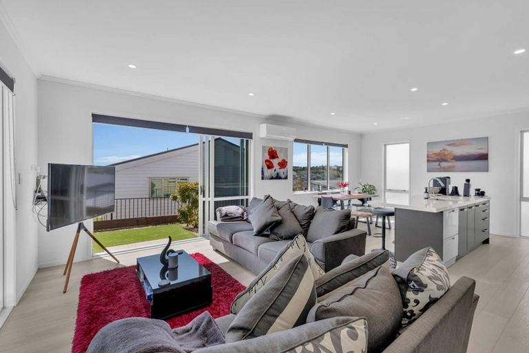 Photo of property in 16 Kiwa Crescent, Gulf Harbour, Whangaparaoa, 0930