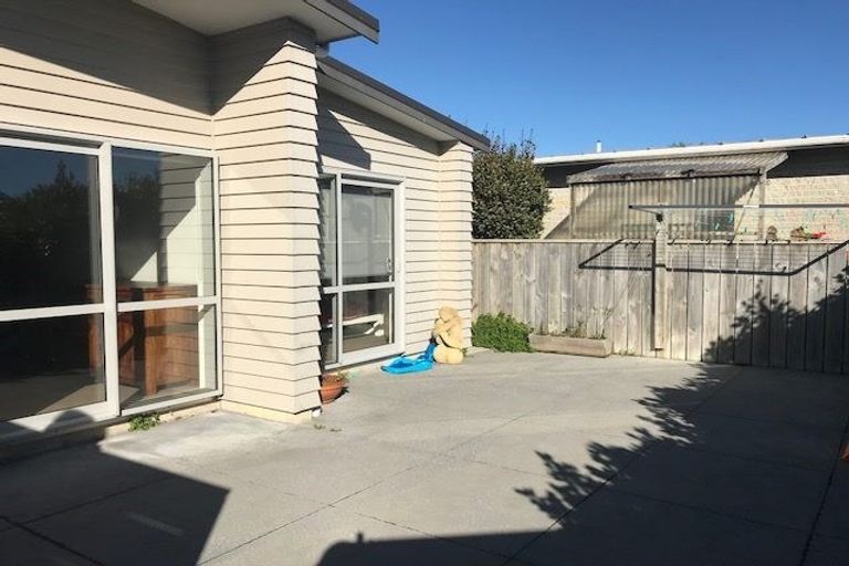 Photo of property in 16b Argentine Avenue, Miramar, Wellington, 6022