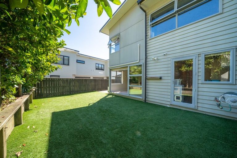 Photo of property in 27a Comber Place, Johnsonville, Wellington, 6037
