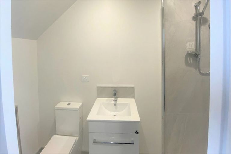 Photo of property in 2/55 Mathesons Road, Phillipstown, Christchurch, 8011