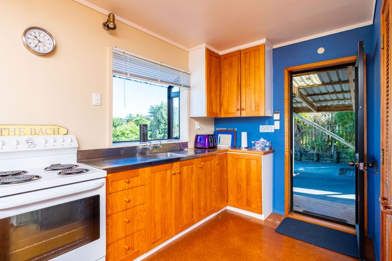 Photo of property in 52 Cullen Street, Mangawhai Heads, Mangawhai, 0505