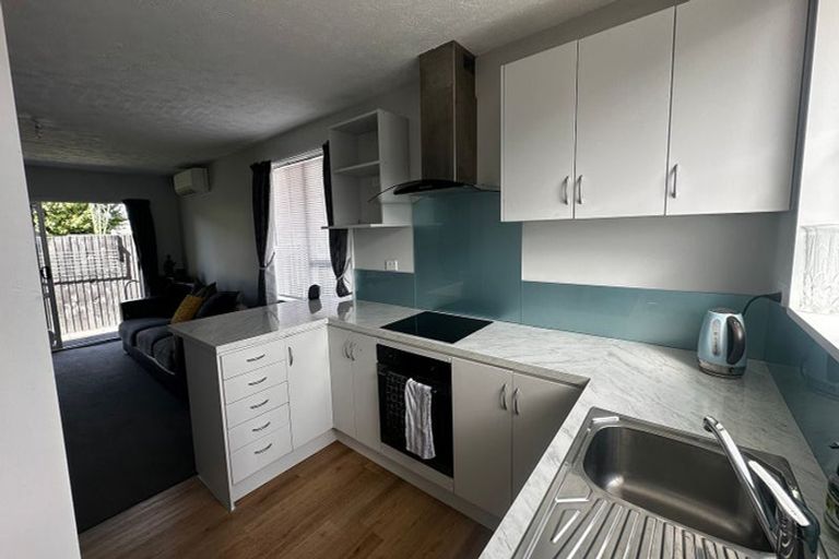 Photo of property in 2/11 Rutherford Street, Woolston, Christchurch, 8023