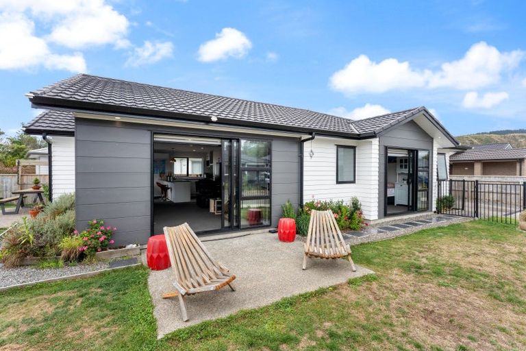 Photo of property in 1 Kikorangi Way, Paraparaumu, 5032