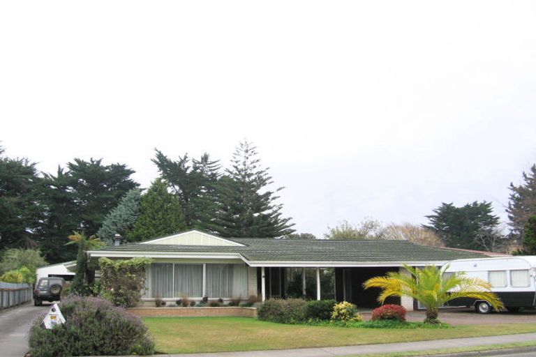 Photo of property in 30 Alamein Crescent, Onekawa, Napier, 4110