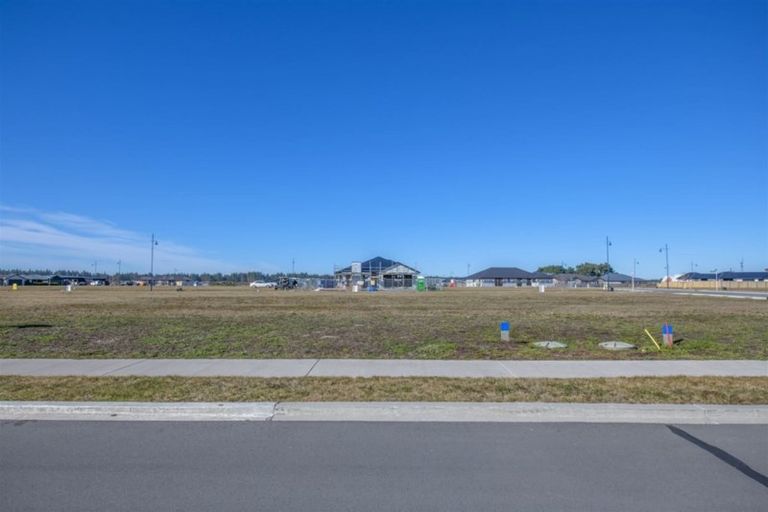 Photo of property in 12 Awatere Street, Pegasus, 7612