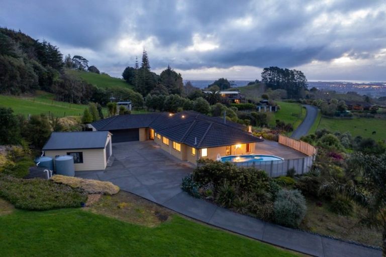 Photo of property in 620 Ponga Road, Opaheke, Papakura, 2584