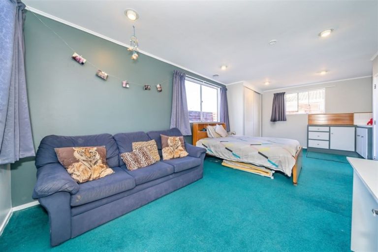 Photo of property in 35 Clouston Park Road, Clouston Park, Upper Hutt, 5018