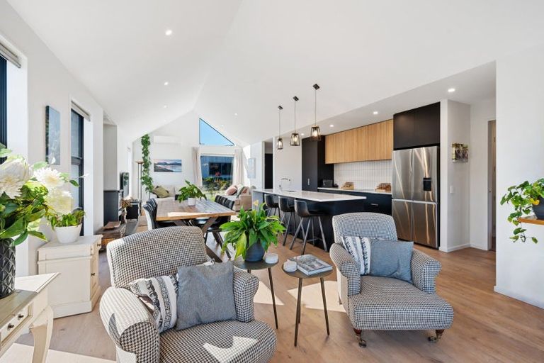 Photo of property in 11 Campbell Road, Wanaka, 9305