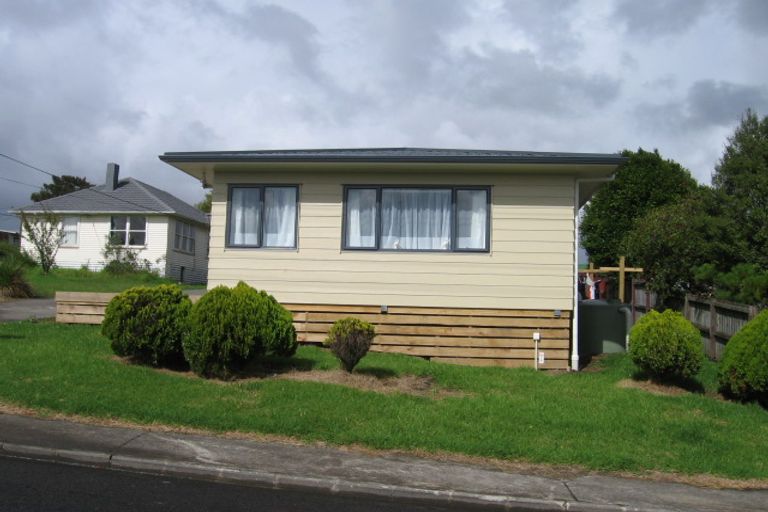 Photo of property in 9 Valdale Road, Henderson, Auckland, 0610