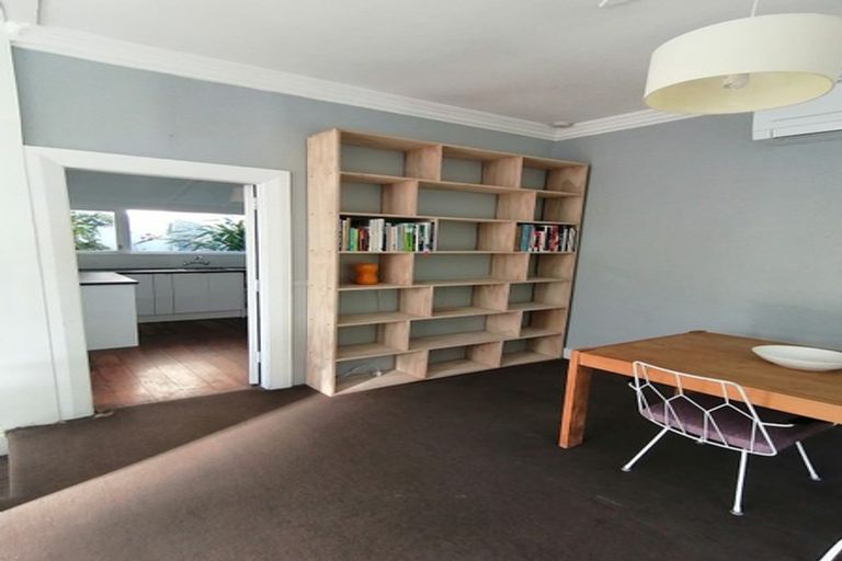 Photo of property in 14 Mount Pleasant Road, Aro Valley, Wellington, 6012