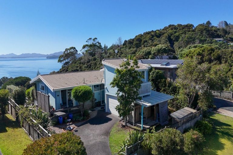 Photo of property in 11 Russell Heights, Russell, 0202