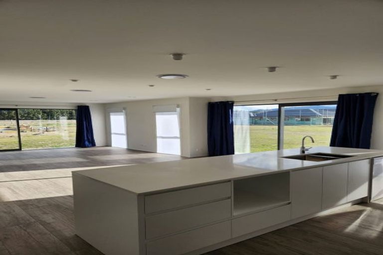 Photo of property in 53 Longview Drive, Lake Hawea, 9382