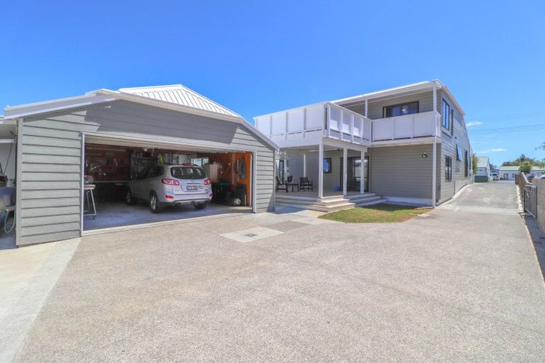 Photo of property in 7 West Crescent, Te Puru, Thames, 3575