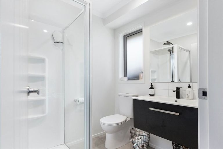 Photo of property in 3 Shearwater Lane, Whitby, Porirua, 5024