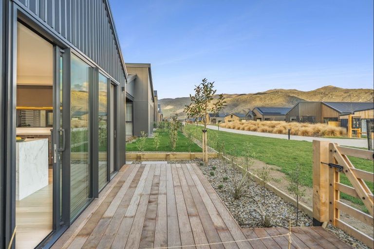 Photo of property in 38 Bragato Way, Cromwell, 9310