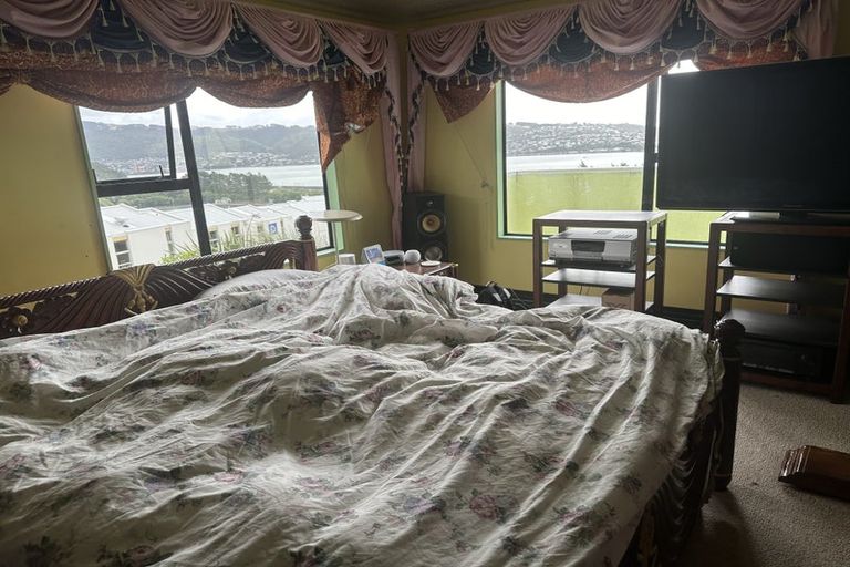 Photo of property in 24 Halladale Road, Papakowhai, Porirua, 5024