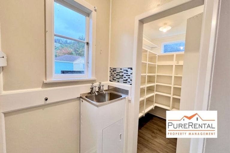 Photo of property in 7 Hay Street, Wainuiomata, Lower Hutt, 5014