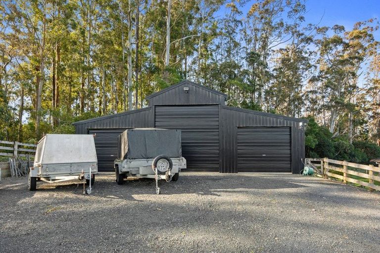 Photo of property in 20 Maddies Road, Kaukapakapa, 0873