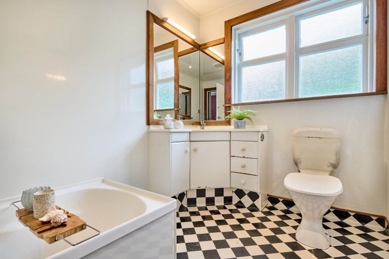 Photo of property in 182a Darlington Road, Miramar, Wellington, 6022