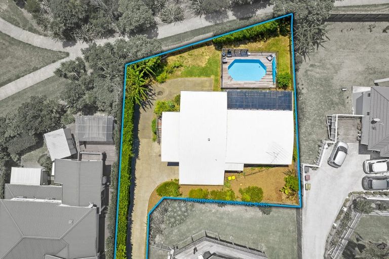 Photo of property in 7 Hawaiian Parade, Arkles Bay, Whangaparaoa, 0932