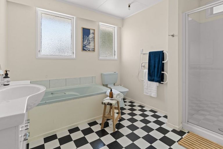 Photo of property in 33 Daniell Street, Solway, Masterton, 5810